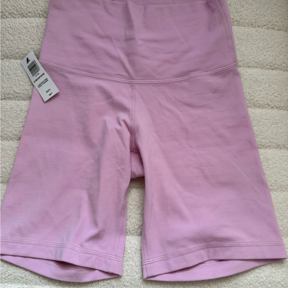 TNA Atmosphere Short 7” Lavender Pink
